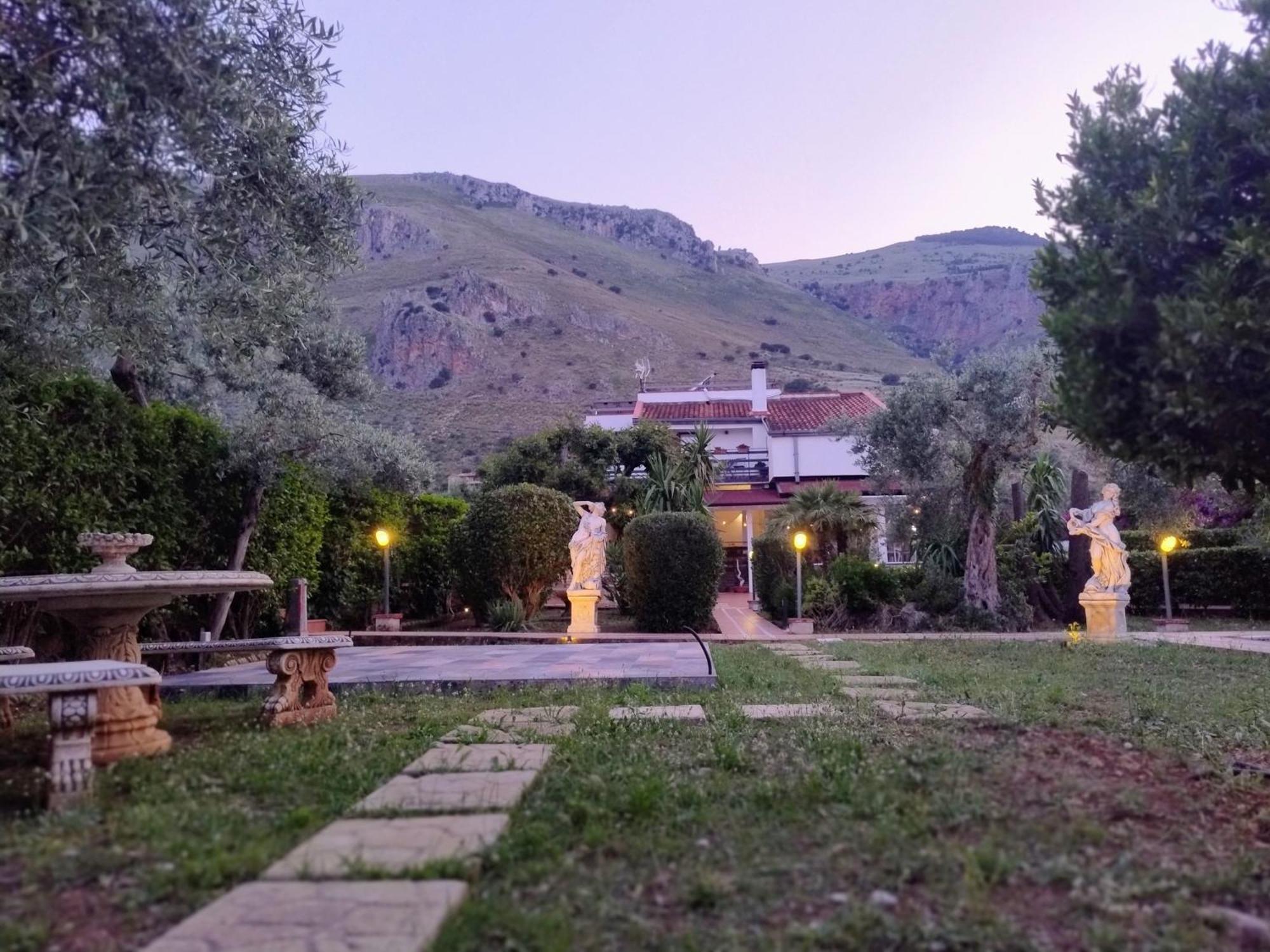 Grotta Dei Puntali B&B Carini Exterior foto